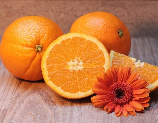 Czy pomarańcze szkodzą na żołądek?